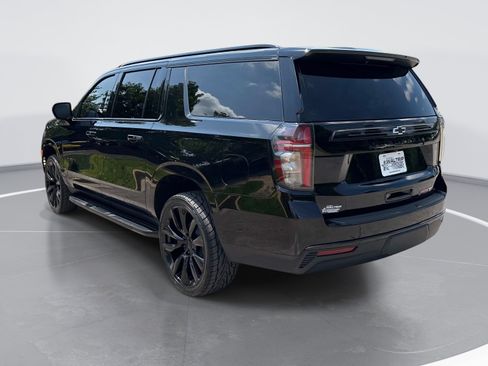 Used 2024 Chevrolet Suburban RST w/ Luxury Package AWD/4WD image 6
