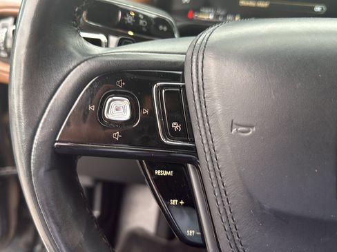 Used 2022 Lincoln Aviator Reserve w/ Equipment Group 201A RWD image 13