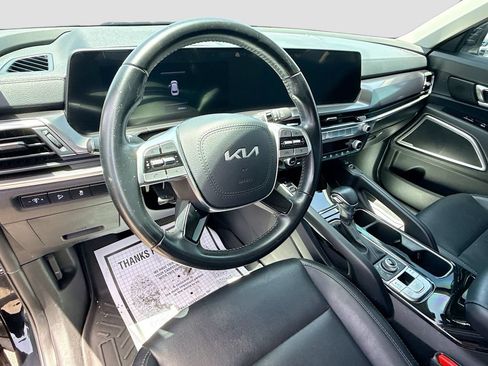 Used 2023 Kia Telluride S w/ S Sunroof Package AWD/4WD image 12