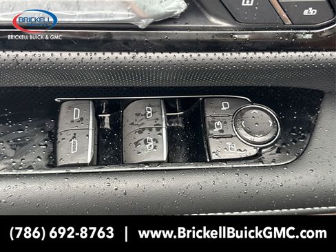 New 2025 GMC Sierra EV Denali image 33