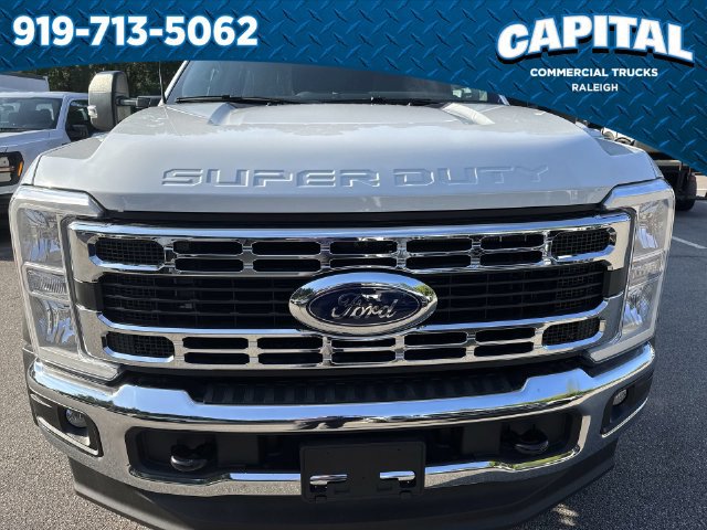 New 2026 Ford F550 4x4 Crew Cab image 12