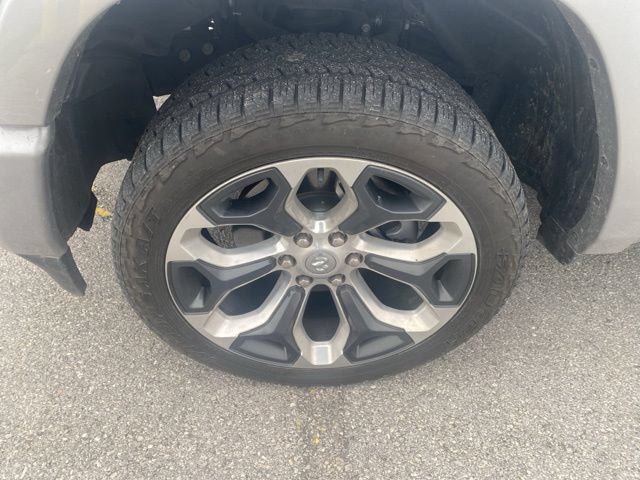 Used 2024 RAM 1500 Limited AWD/4WD image 9