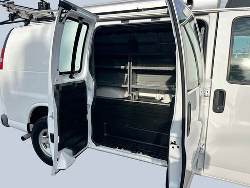 Used 2020 Chevrolet Express 2500 w/ Driver Convenience Package image 26