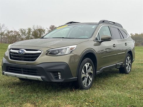 Used 2022 Subaru Outback Limited image 1