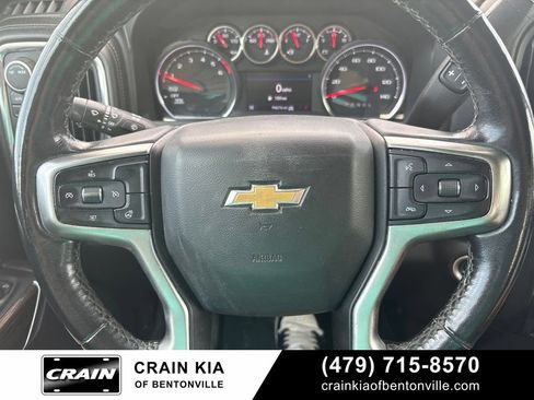 Used 2021 Chevrolet Silverado 1500 LT w/ Z71 Off-Road Package AWD/4WD image 22