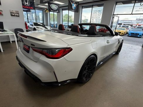 Used 2022 BMW M4 xDrive Competition AWD/4WD image 11