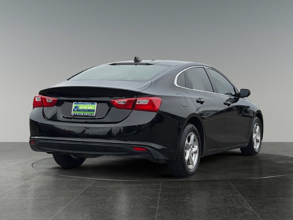 Used 2017 Chevrolet Malibu LS FWD image 9
