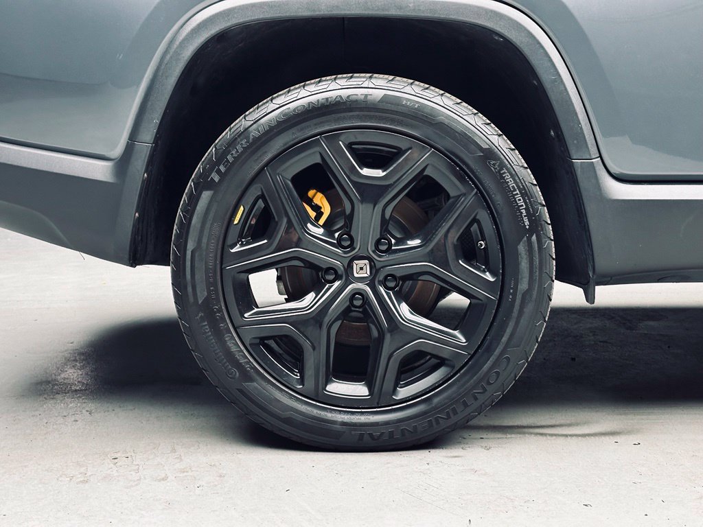 Used 2022 Rivian R1T Adventure AWD/4WD image 38