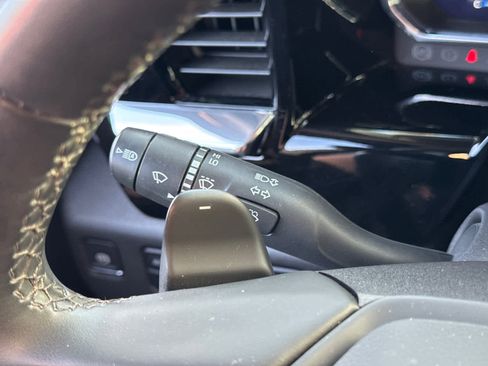 Used 2024 Chevrolet Silverado 1500 LT Trail Boss w/ Convenience Package II image 18