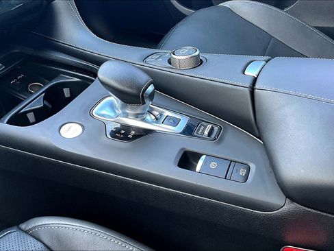 Certified 2023 INFINITI QX55 Essential image 18