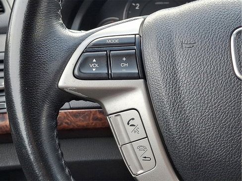 Used 2010 Honda Crosstour EX-L image 24