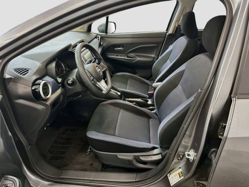 Used 2025 Nissan Versa SV FWD image 13