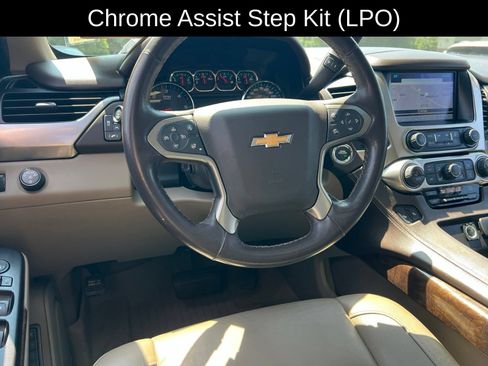 Used 2019 Chevrolet Tahoe LT w/ LT Signature Package RWD image 46