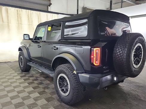 Used 2022 Ford Bronco Outer Banks w/ Sasquatch Package image 3