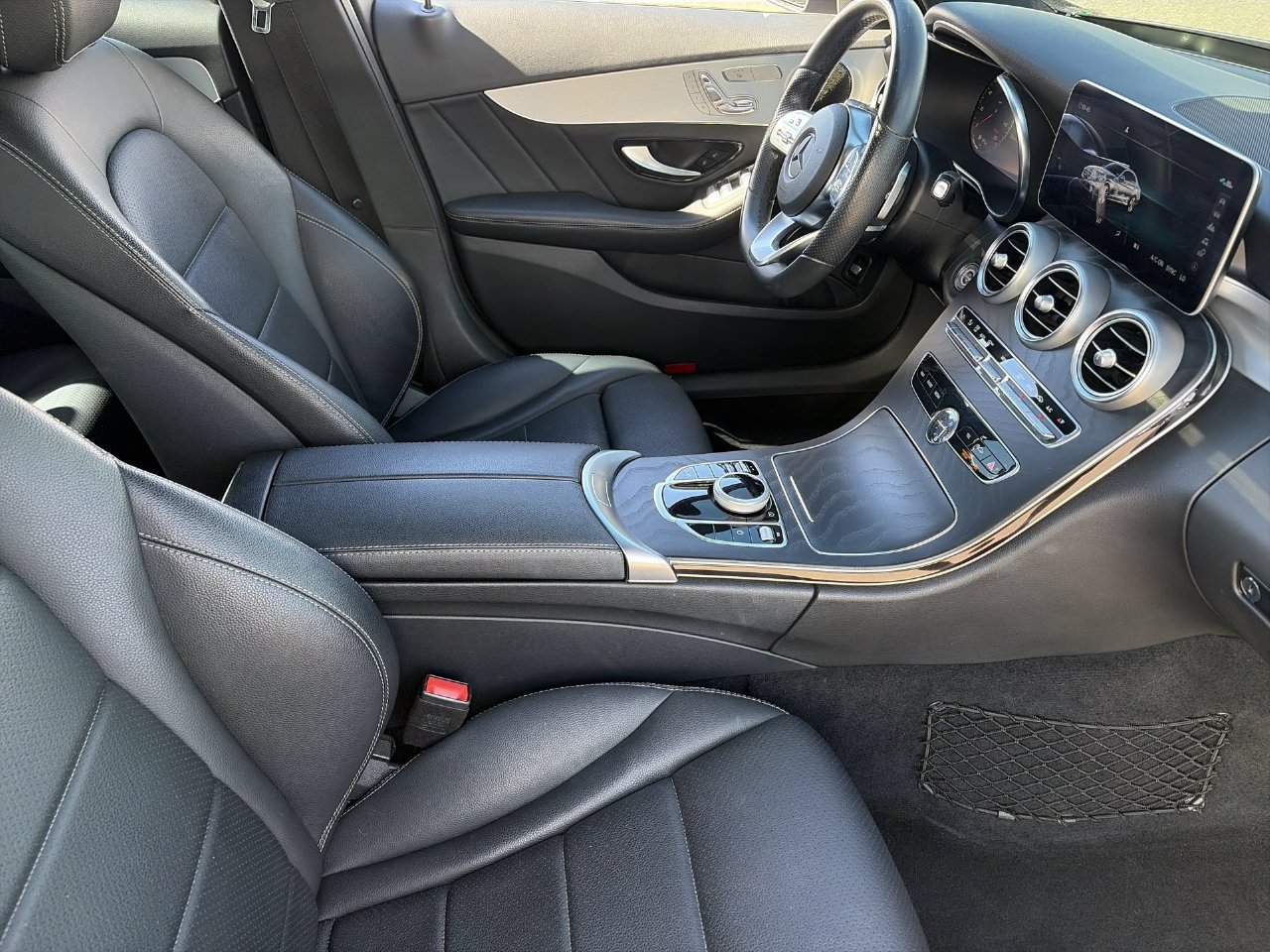 Used 2021 Mercedes-Benz C 300 Sedan image 11