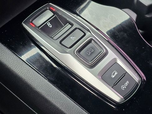 Used 2019 Honda Pilot Touring image 38