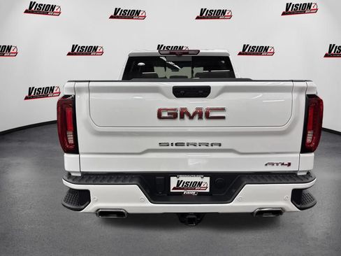 Used 2024 GMC Sierra 1500 AT4 w/ Technology Package AWD/4WD image 6