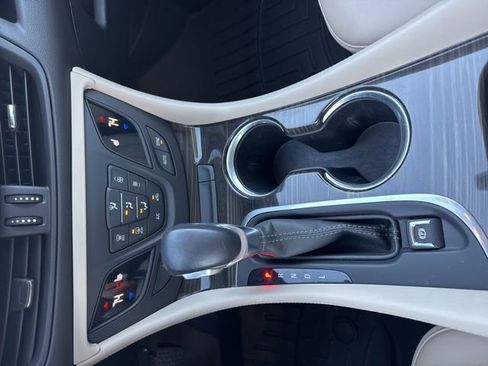 Used 2020 Buick Envision Essence image 18