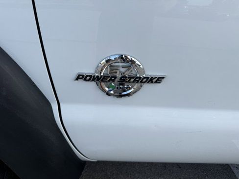 Used 2011 Ford F550 2WD Regular Cab Super Duty w/ XL Value Pkg image 15