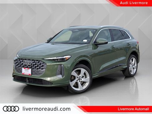 New 2025 Audi Q5 Premium Plus image 1