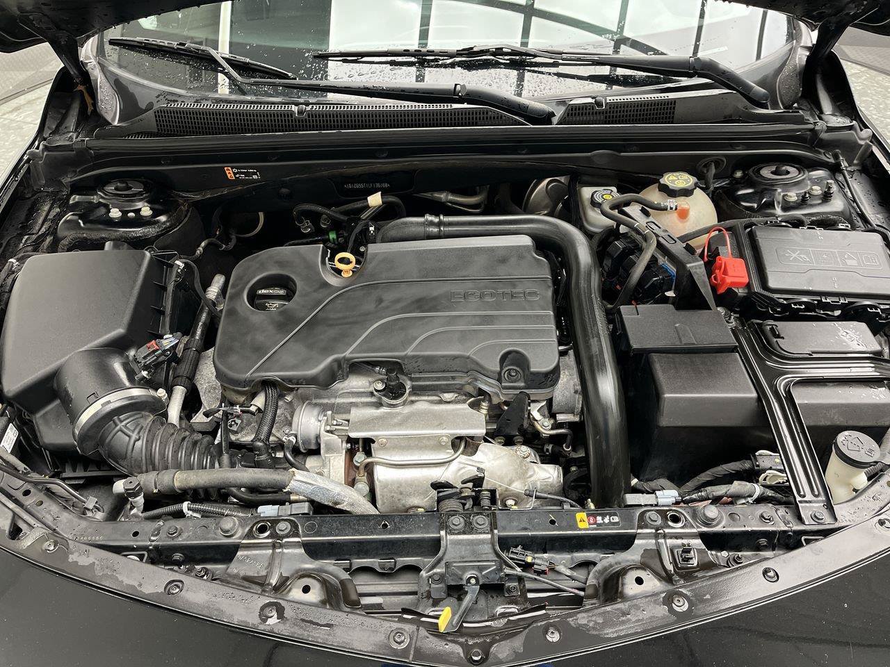 Used 2020 Chevrolet Malibu RS FWD image 25