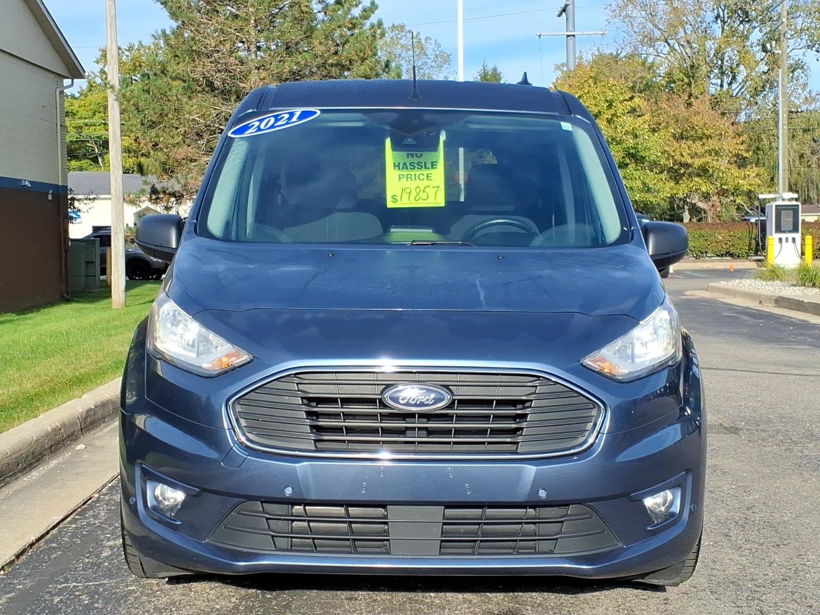 Used 2021 Ford Transit Connect XLT w/ Trailer Tow Package FWD image 2