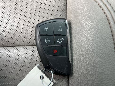 Used 2022 GMC Sierra 1500 SLT w/ SLT Convenience Package image 36