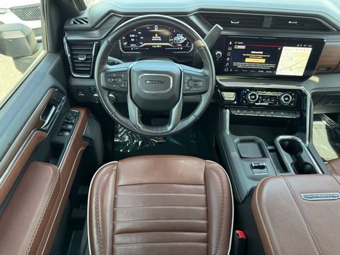 Used 2024 GMC Sierra 2500 Denali Ultimate image 20