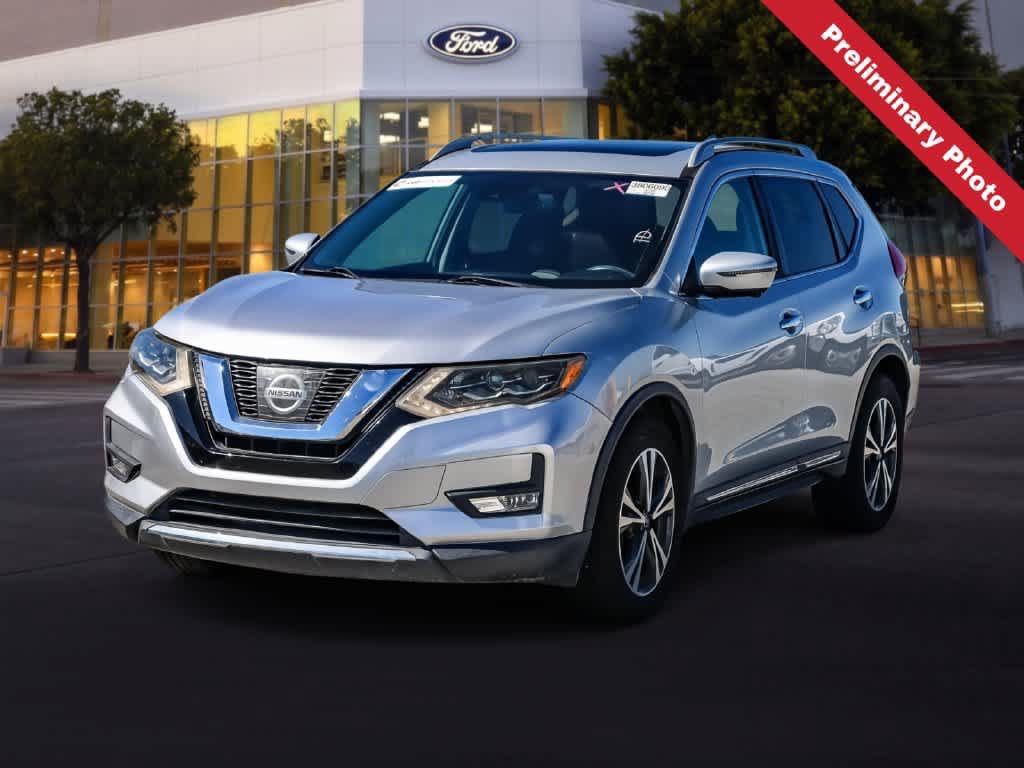 Used 2017 Nissan Rogue SL w/ SL Premium Package FWD image 1