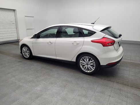 Used 2018 Ford Focus Titanium w/ Titanium Technology Package image 3