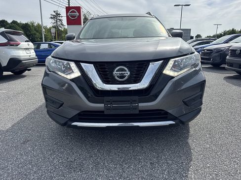 Used 2018 Nissan Rogue SV AWD/4WD image 8