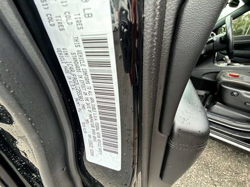 Used 2020 Jeep Grand Cherokee Altitude AWD/4WD image 29