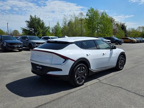 New 2026 Kia EV6 Wind AWD/4WD image 7