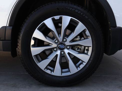 Used 2019 Subaru Outback 3.6R Touring w/ Protection Package #1 AWD/4WD image 5