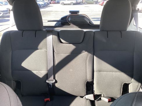Used 2021 Jeep Wrangler Unlimited Sport image 14