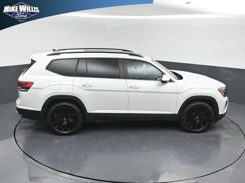Used 2026 Volkswagen Atlas SE FWD image 16
