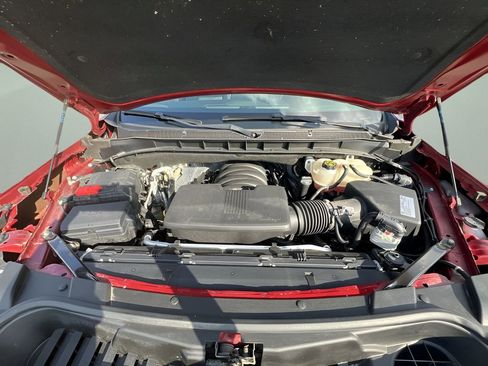 Used 2021 Chevrolet Tahoe Premier w/ Premium Package image 31