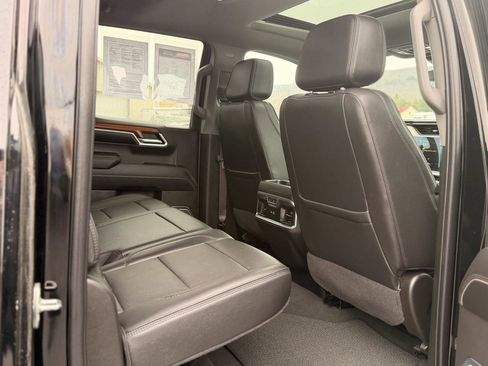 Used 2022 GMC Sierra 1500 Denali w/ Denali Reserve Package image 27