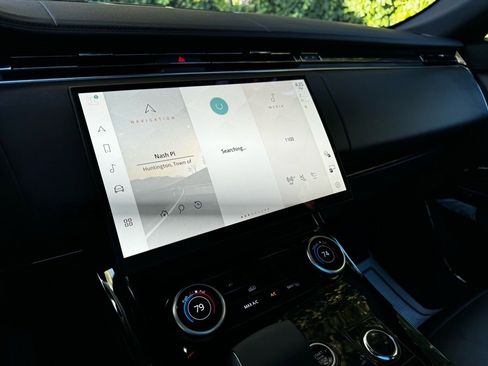 Used 2023 Land Rover Range Rover Sport SE image 11