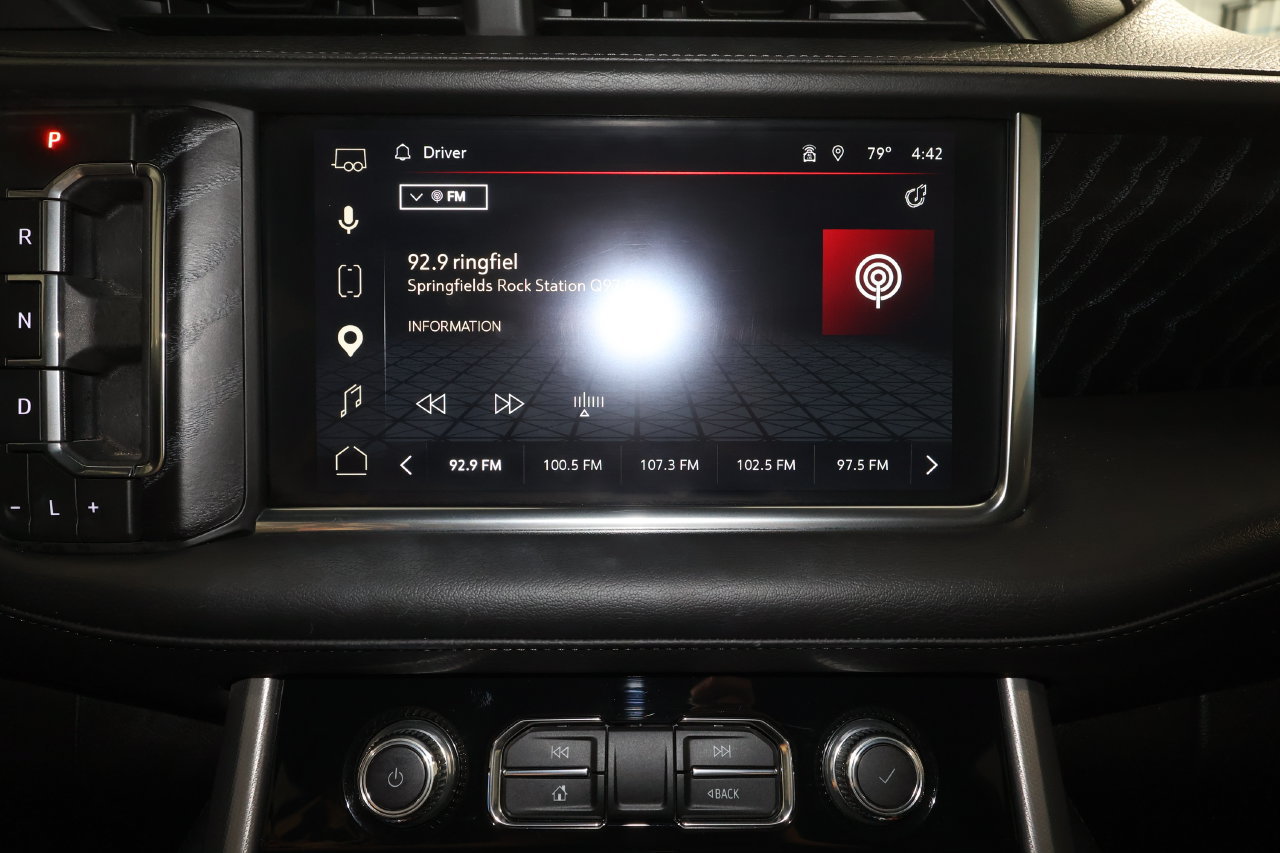 Used 2024 GMC Yukon Denali AWD/4WD image 13