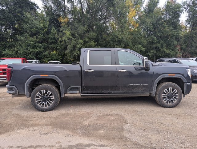 Used 2024 GMC Sierra 2500 Denali Ultimate AWD/4WD image 13