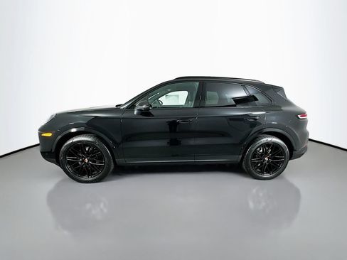 Certified 2026 Porsche Cayenne AWD/4WD image 2