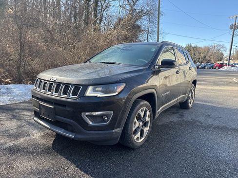Used 2018 Jeep Compass Limited image 3