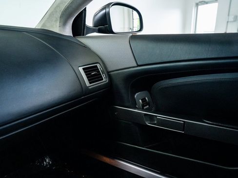 Used 2011 Aston Martin DB9 Coupe RWD image 43