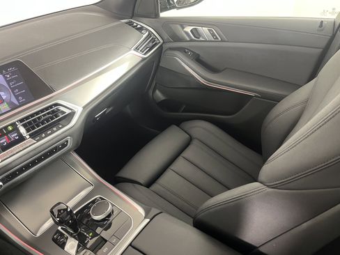 Used 2021 BMW X5 xDrive40i w/ Convenience Package image 11