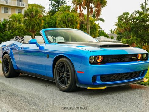 Used 2023 Dodge Challenger SRT Hellcat Redeye RWD image 12