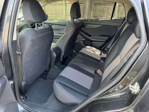 Used 2019 Subaru Crosstrek 2.0i Premium AWD/4WD image 19