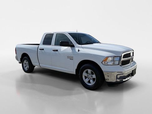 Used 2024 RAM 1500 Classic SLT image 8