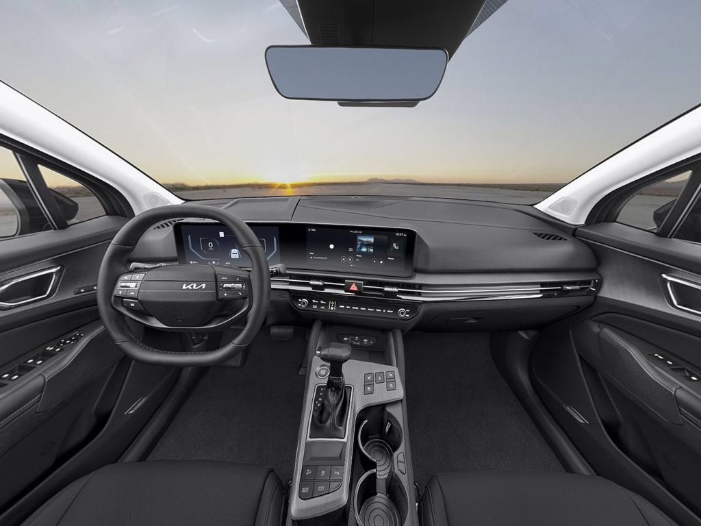 New 2026 Kia Sportage SX FWD image 7