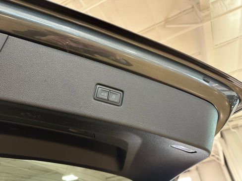 Used 2023 Audi Q8 Premium Plus w/ Premium Plus Package image 42